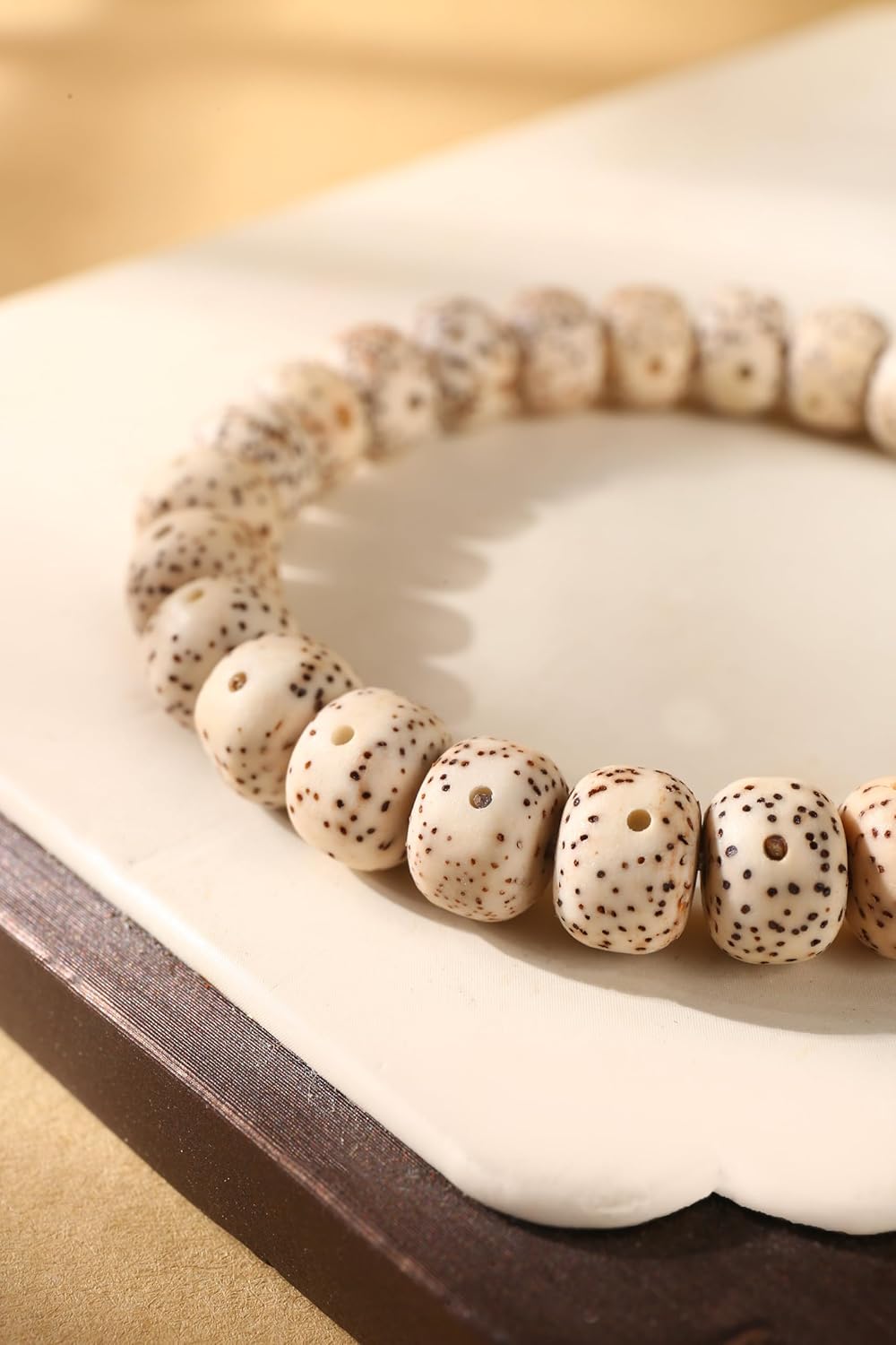 Bodhi Bead Bracelet, Healing Bracelet, Handcrafted with 26 8mm Star Moon Bodhi Beads, 7.87-inch elastic healing bracelet, perfect for meditation and attracting good fortune